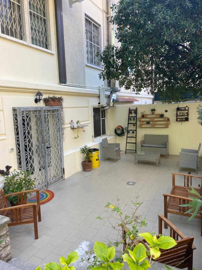 211 Underground Hotel Viareggio Exterior photo